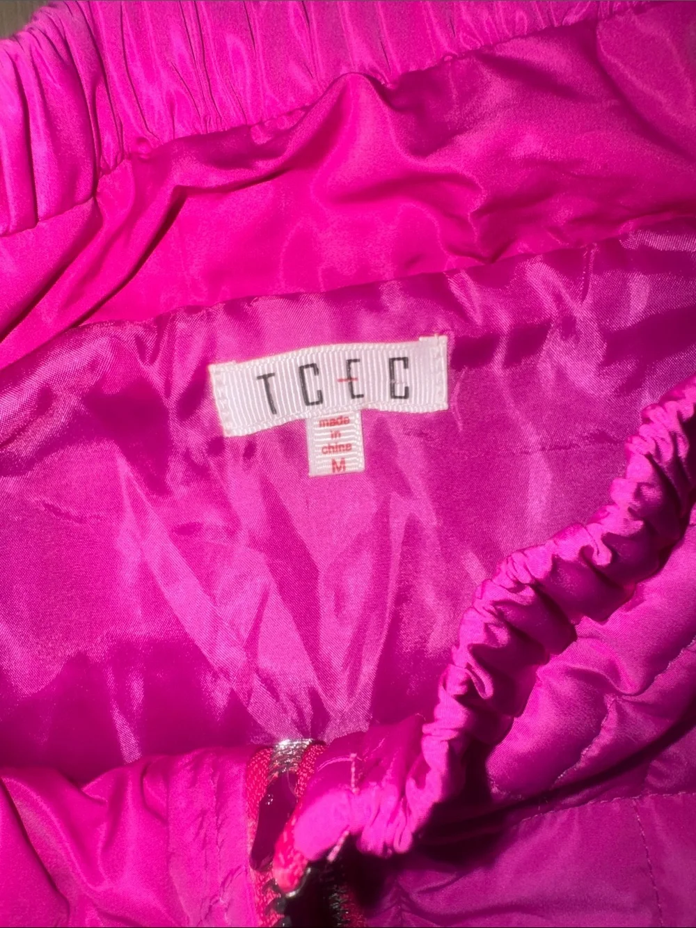 TCEC Quilted Cinch Trim Vest, Fuchsia